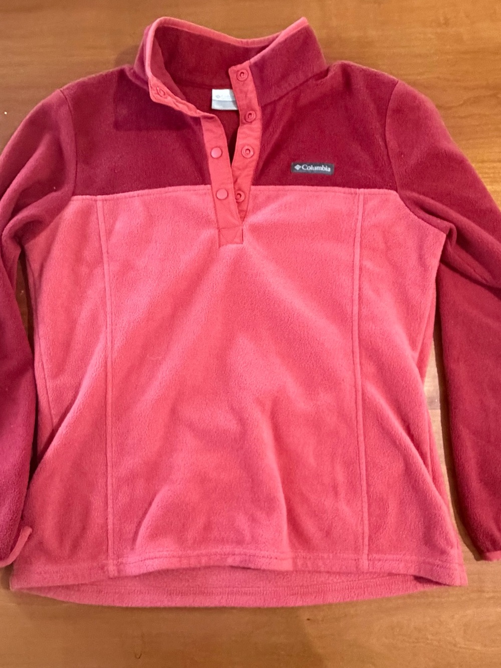 Columbia Women’s Two-Tone Pink Fleece Pullover